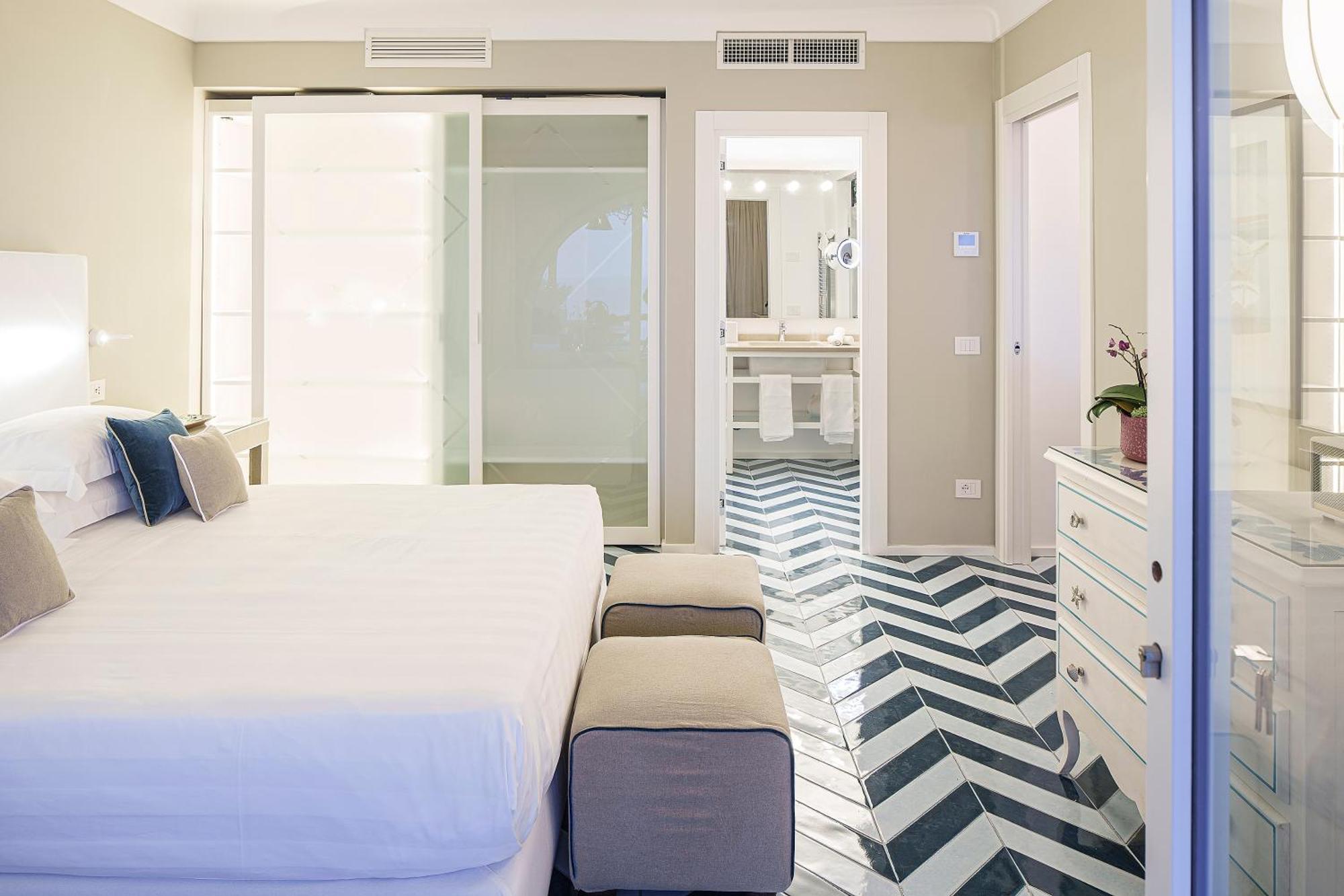 Costa Del Capitano Suite Apartments Sant'Angelo  Esterno foto